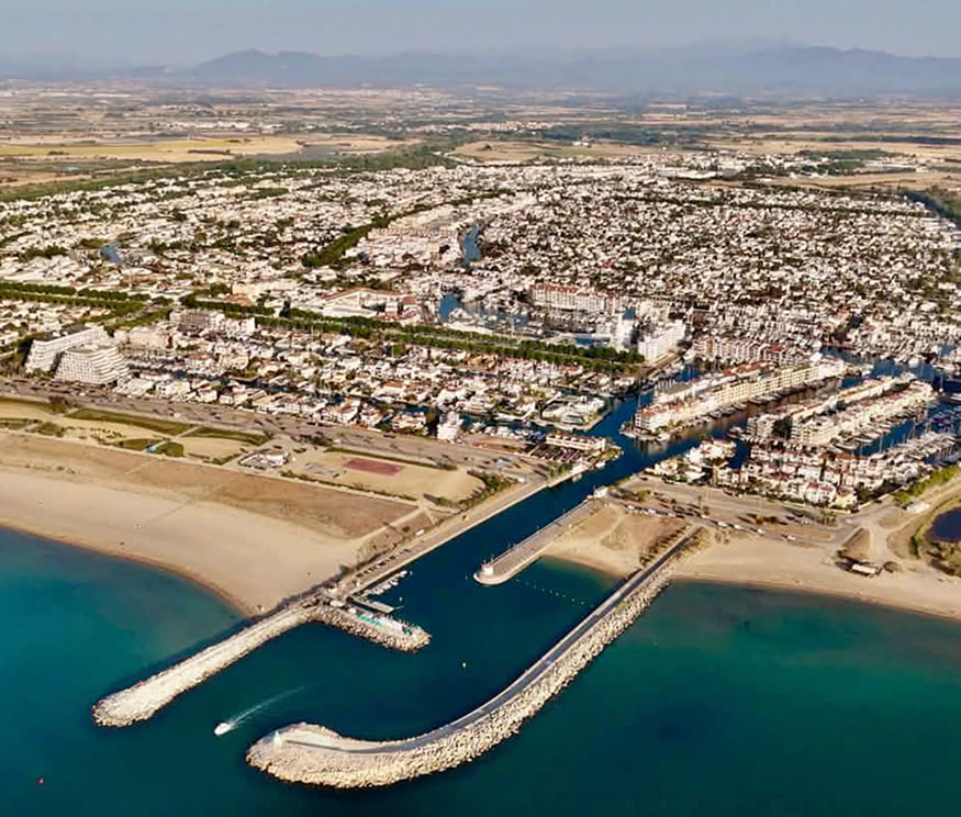 Marina Empuriabrava más amarres de España